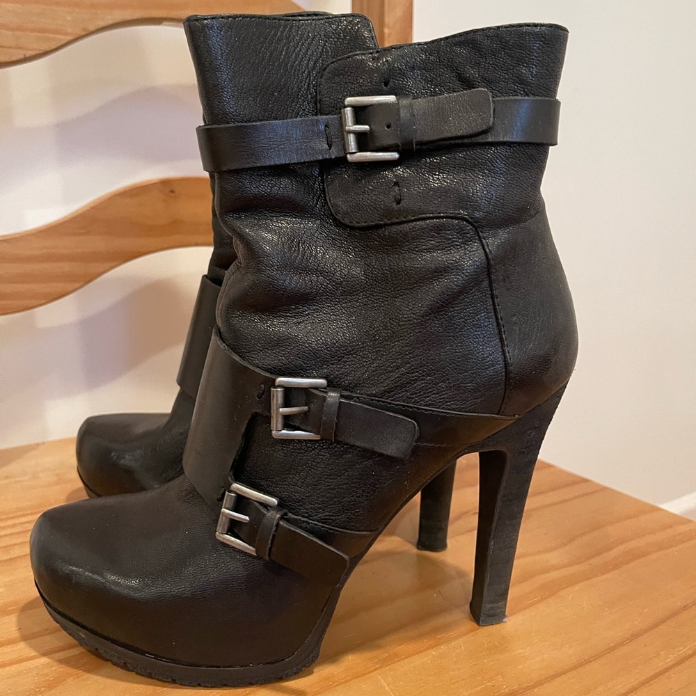 Nine West Vintage America Collection Black Leather Buckle Ankle Boots